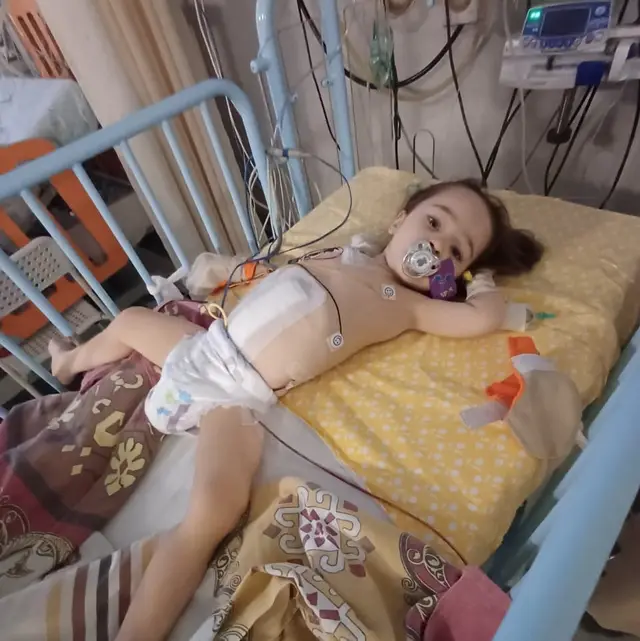 Підтримайте рятівну операцію Вери: терміново потрібна медична допомога — фото 2 з 5