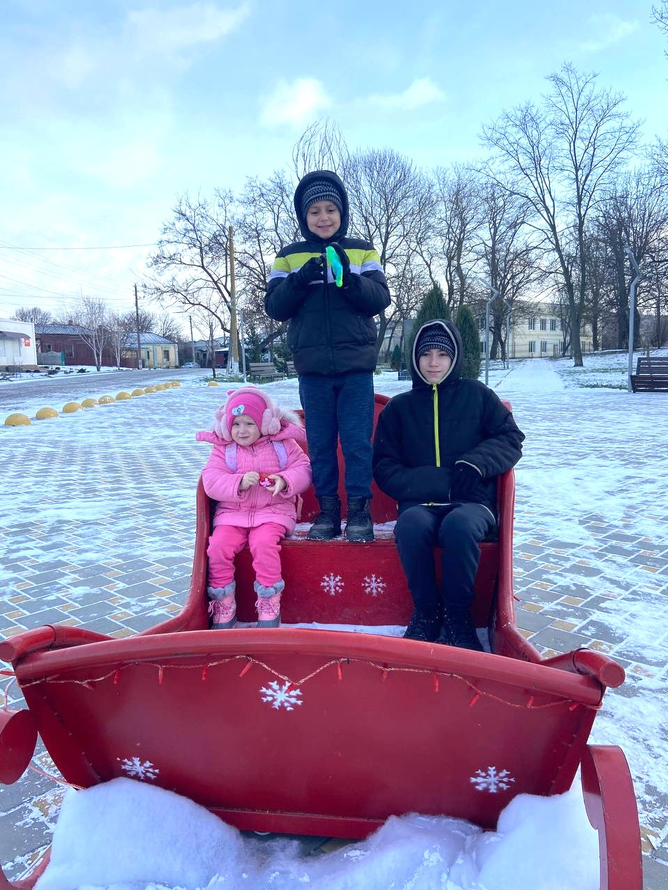 Let's Help Give a Home to a Single Mother in Ukraine 3