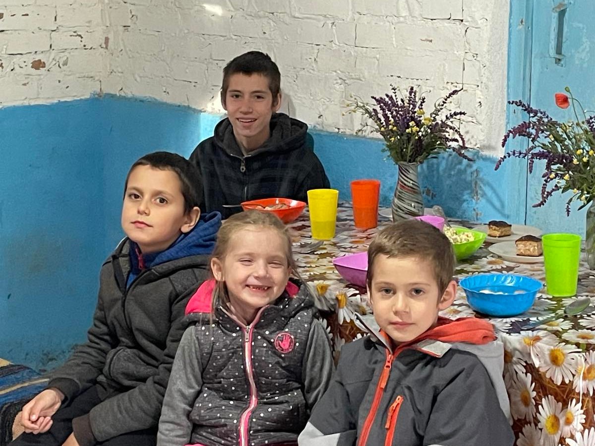 Help Us Raise $40,000 to Buy a City Home for a Single Mother in Ukraine and Her Four Children
4